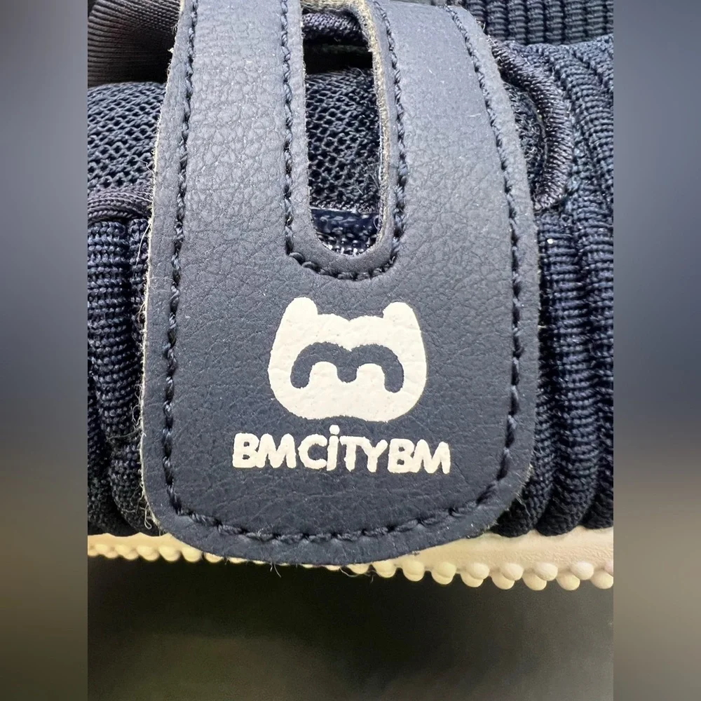 BMCityBM- Navy Kids Sneakers, Size: 4‎